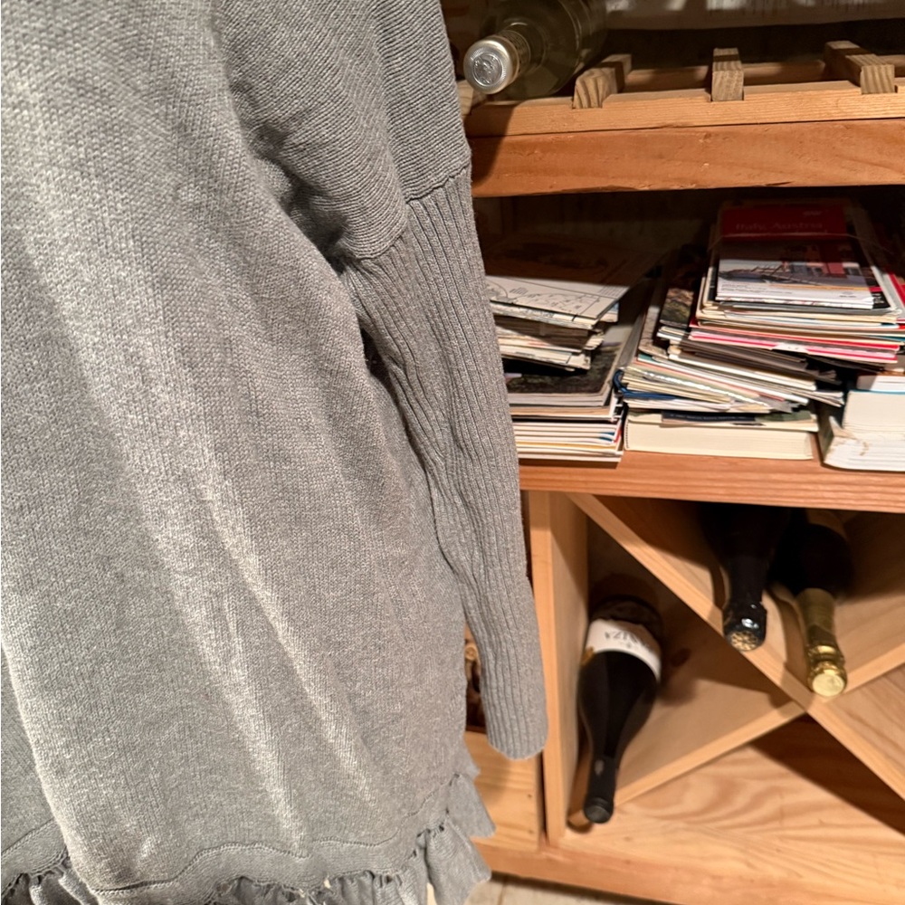 Lisa‎ Rinna Collection Gray Ruffle-Hem Knit Pullover - Picture 3 of 6